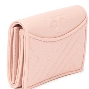 5/22 HP❤️NWT~TORY BURCH~Alexa Fold. Leather Wallet